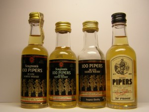 Evolución de la etiqueta en las petacas de whisky 100 Pipers